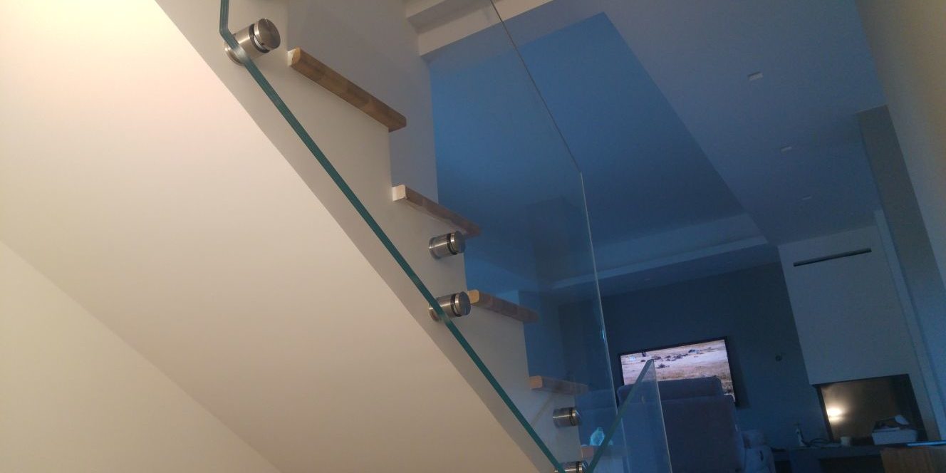 scale e parapetti in vetro - vetreria mafara palermo - parapetto in vetro